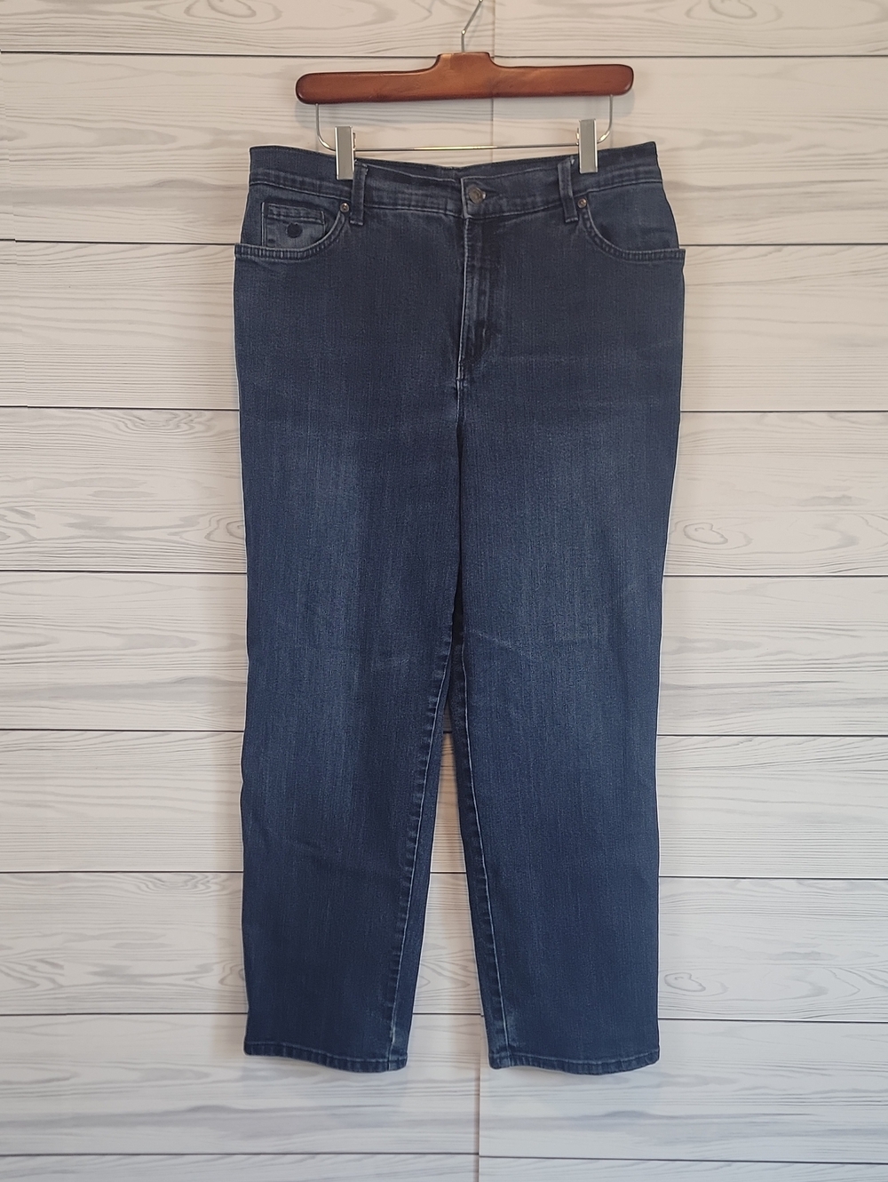 Gloria Vanderbilt Amanda Blue Denim Straight Leg Jeans Womens Size 16 Short